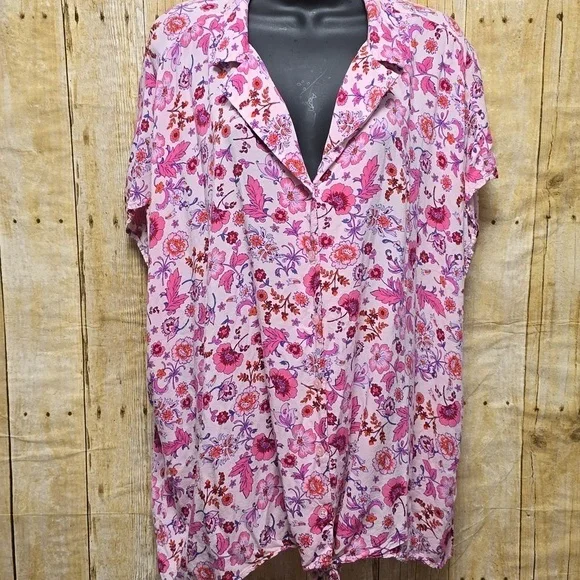 Torrid | Women | Top | Tie Front | Pink | Size 4 (Equiv 3x) - Picture 3 of 9